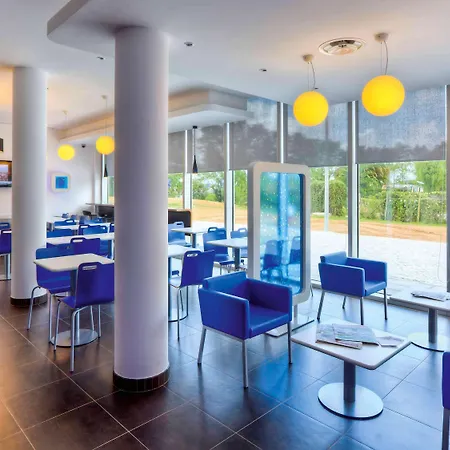 Ibis Budget Porto Gaia ホテル
