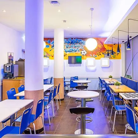 Ibis Budget Porto Gaia