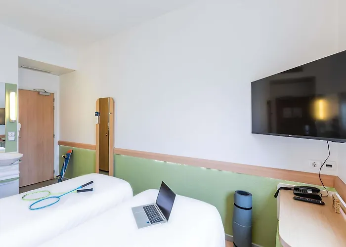Ibis Budget Porto Gaia 호텔