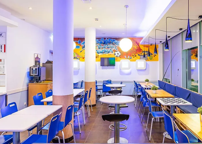 Ibis Budget Porto Gaia Отель