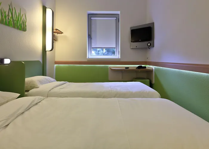 호텔 Ibis Budget Porto Gaia *