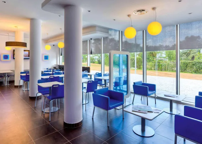 Ibis Budget Porto Gaia Отель