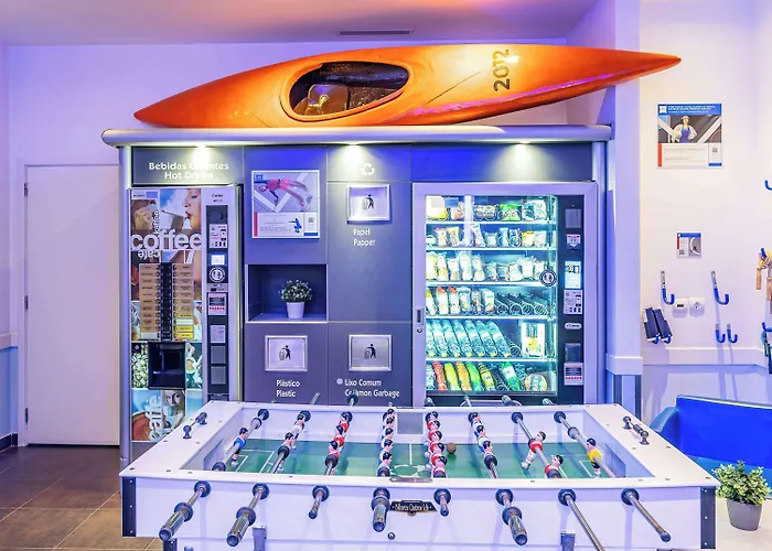 Ibis Budget Porto Gaia Отель *